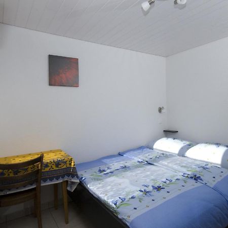 Hotel-Gite Rural A 3 Km De Delemont Courcelon Номер фото