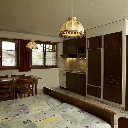 Hotel-Gite Rural A 3 Km De Delemont Courcelon Екстер'єр фото