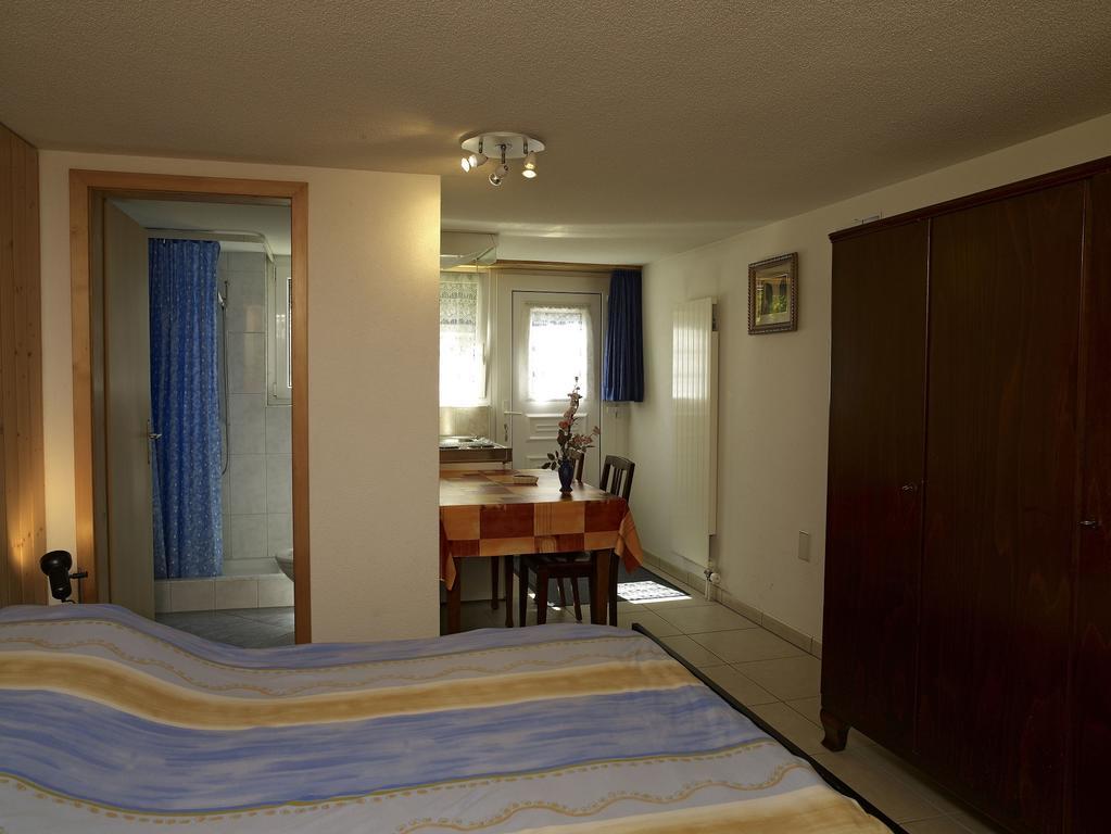 Hotel-Gite Rural A 3 Km De Delemont Courcelon Екстер'єр фото